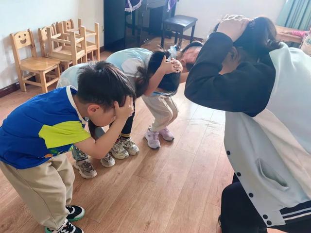 园防震减灾疏散演练活动未央区长庆湖滨花园幼儿(图8)